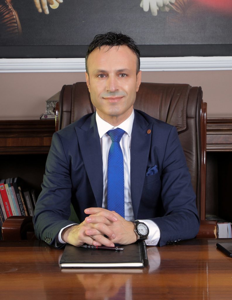 Evreşe Belediye Başkanı Dr. Ali Kamil Soyuak